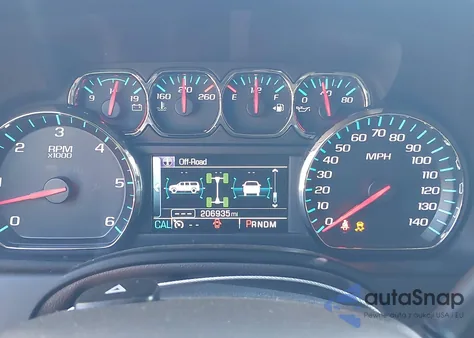 2015 Chevrolet Suburban 1500 Ltz z USA, uszkodzony, nr VIN 1GNSCKKC4FR723140